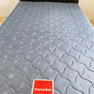 急募　値段交渉OK  フランスベットマット付きセミダブルの画像
