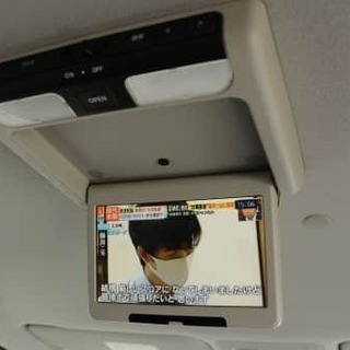 雰囲気出ているネ！！漆黒のセレナライダー！！