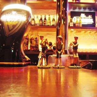 [希少]ゴルフバーでランチバイト！自由な個人店！履歴書不要！の画像