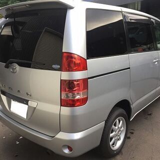 【コミコミ価格】ノア　車検R3年7月19日　オートマ　4WD　♪6668の画像