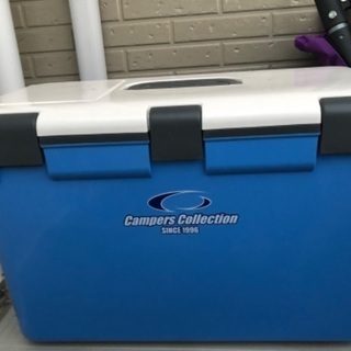 クーラーボックス