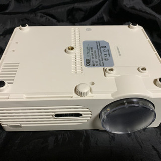 ◆QKKプロジェクター QK01 2200LM◆の画像