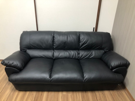 【取引中】3人掛けソファー ニトリ N・シールド