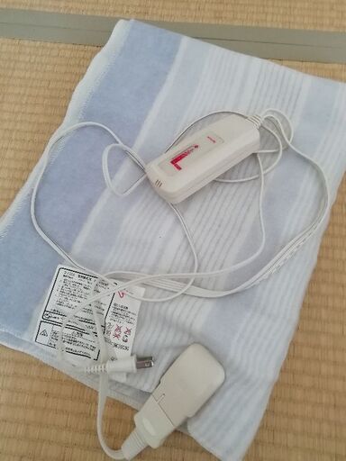 美品　電気敷毛布(小泉)