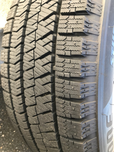 ブリジストン VRX2 スタッドレスタイヤ ホイール付き　４本セット