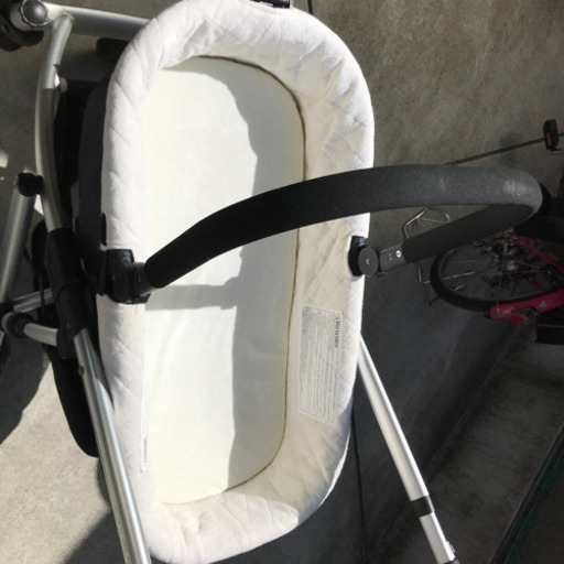 UPPABADYのベビーカー