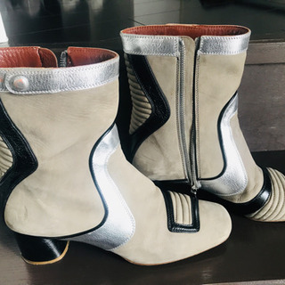 Marc Jacobs ブーツの画像