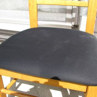 以前お店で使っていた椅子の画像