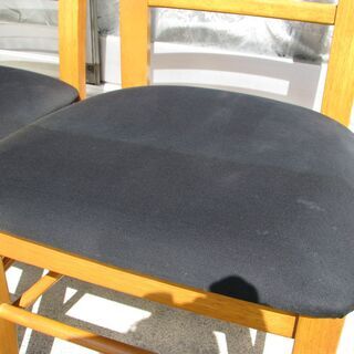 以前お店で使っていた椅子の画像