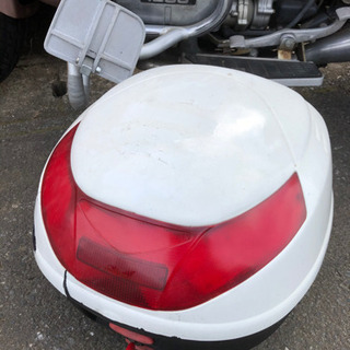 バイク用ボックス差し上げます　ポスト、物入にいかがでしょうか
