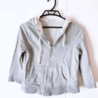 earth music&ecology パーカー 短め Ｍサイズ