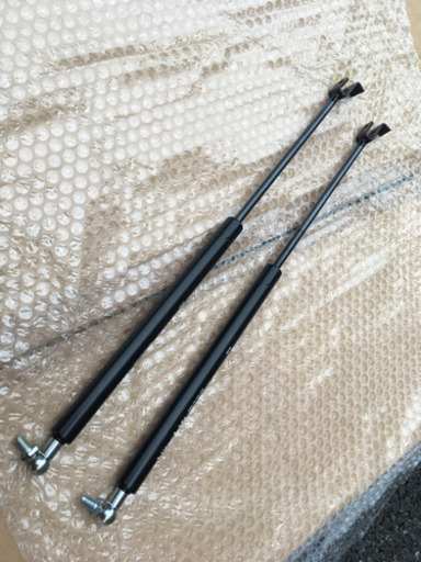 【値下】日産 フィガロ FK10 新品 トランクダンパー