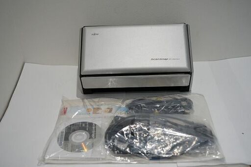 高性能ドキュメントスキャナ！FUJITSU/富士通　PFU ScanSnap FI-S1500 両面スキャナー A4/50枚給紙 ドキュメントスキャナ 書類・名刺のデータ化に(f09290134-1-103)