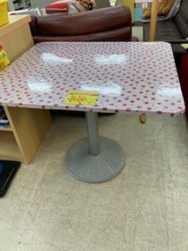 ID:G941999　テーブル