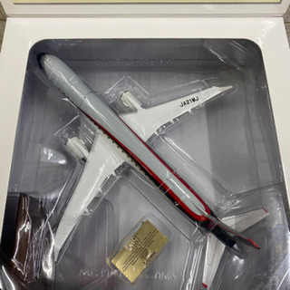 【愛品館江戸川店】全日空商事 1/100 三菱リージョナルジェットMRJ90 ID113-013537-007の画像