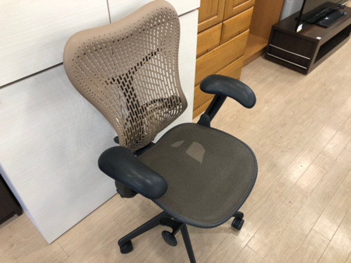 ＊デスクチェア　Herman Miller