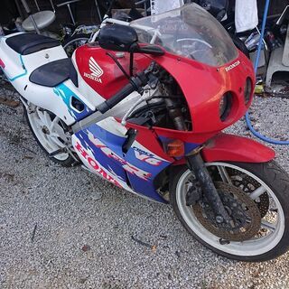 🉐VFR400R🉐