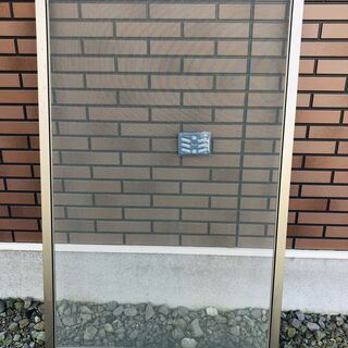 網戸　85.5ｘ135　市営借り上げマンション　1センチ調節可能...