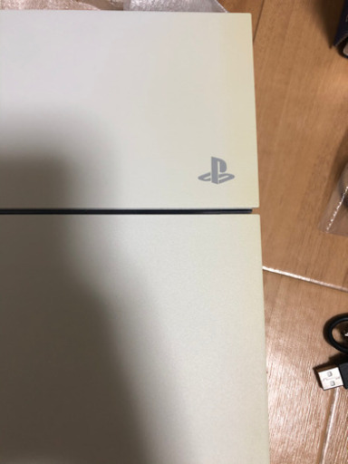 プレステ4  クラシックホワイト　500GBセット
