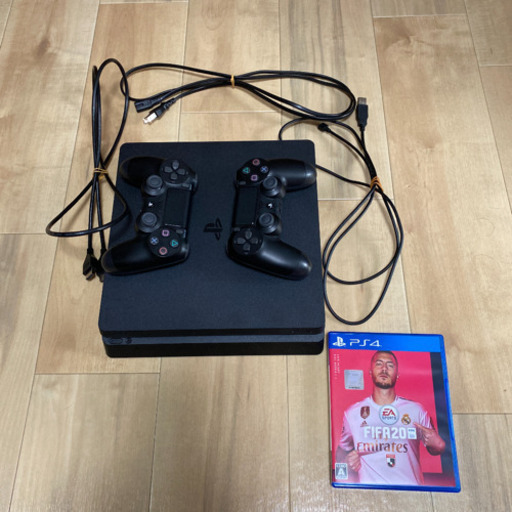 ps4 500GB ジェットブラック　コントローラー2個付き　FIFA20