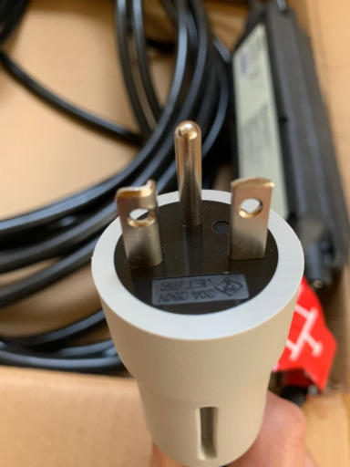 日産リーフ　充電ケーブル　15メートル　新品同様美品　電気自動車