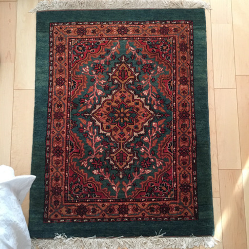 ペルシャ絨毯売ります
