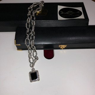 ロイヤルオーダー 定価30万