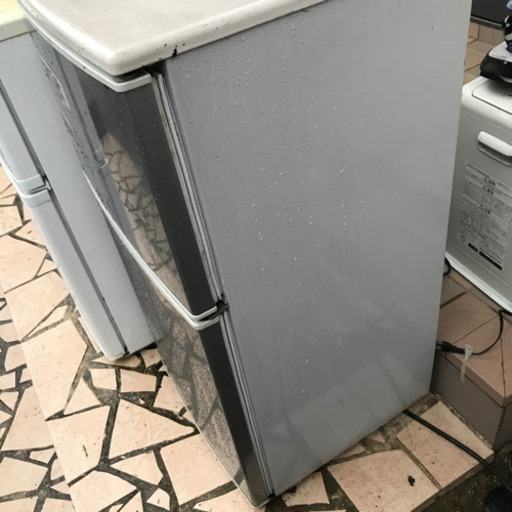 中古 DAEWOO ノンフロン冷凍冷蔵庫 DRF-91NS 2011年製 86L