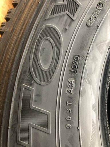 11R22.5新品TOYO2020年　1本33000円❣️ 大型トラック　ダンプ　トレーラー等に
