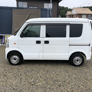 お値引きしました‼️スズキのエブリイバン‼️車検2年付けます‼️の画像