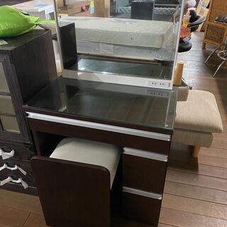 ドレッサー！ホワイト＆ブラウン！椅子付き！5800円！1本限り！