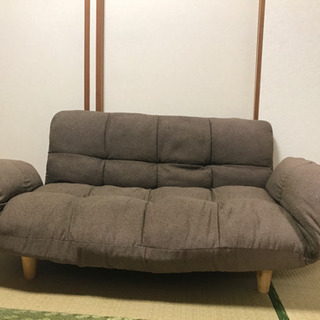 【値下げしました】2人がけソファ ブラウン系 茶色系 ソファベッド 横幅140〜160センチの画像