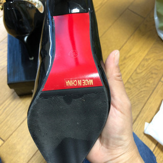 パーティー用パンプスの画像