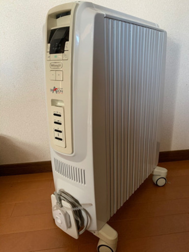デロンギオイルヒーター　リモコン付き