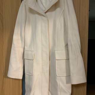 布バック、リュック、コート2点纏めて近日中に引取りに来ていただける方お譲りしますの画像