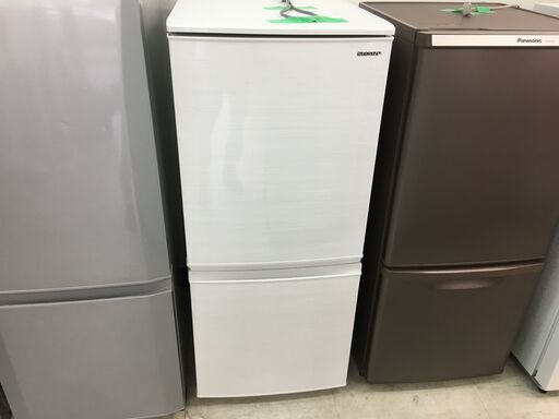 シャープ138L冷蔵庫　2019年製！！　分解クリーニング済み！！！
