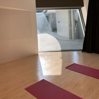 （おおたかの森ホール）リラックスヨガの画像