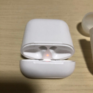 AirPods 充電ケース
