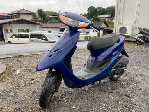 オートショップable 02100611LD ホンダ ライブディオ 青 関東圏内 即日配送 激安配送料金3000円〜。 他にも多数出品中！！オートショップableで検索♩ 修理や買取も可能です！クレジット分割、代引き支払い可能！平均在庫日数3日 業者卸にも