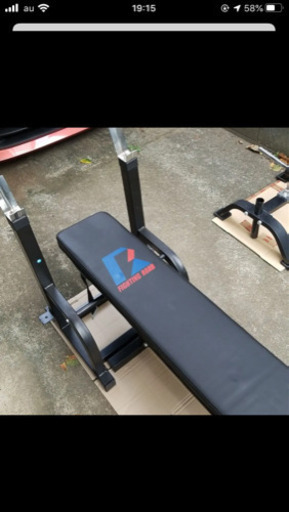 ベンチプレス台、バーベルシャフト、プレート　筋トレ