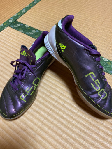adidas フットサルシューズ　f50 メッシ