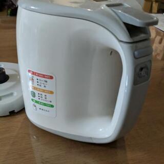 電気ケトルの画像