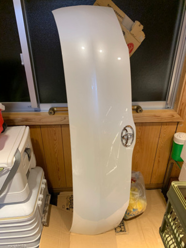 ハイエース200  系４型　純正ボンネット