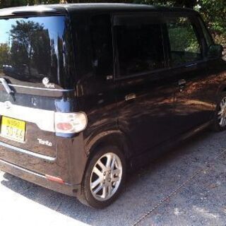 売却＆名変済み！！　 ご自宅付近に納車！車検付きＨ１７年ダイハツ　タントカスタム黒ターボ、ナビ、ＥＴＣ、アルミ、ホグライト、キーレスの画像