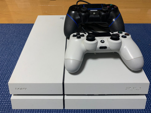 PS4本体とソフト3つセット取引中