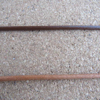 本丸革 革紐ネックレスの画像