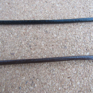 本丸革 革紐ネックレスの画像