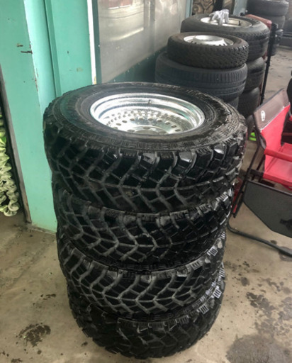 YOKOHAMA GEORANDAR M/T 30×9.50R15LTアルミセット！！美品^_^