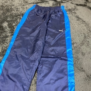 値下げです。140センチ　ウインドブレーカーの画像