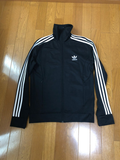 アディダス トップス8点 Lサイズです。